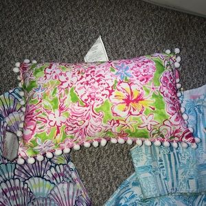 Lilly Pulitzer pillow nwt